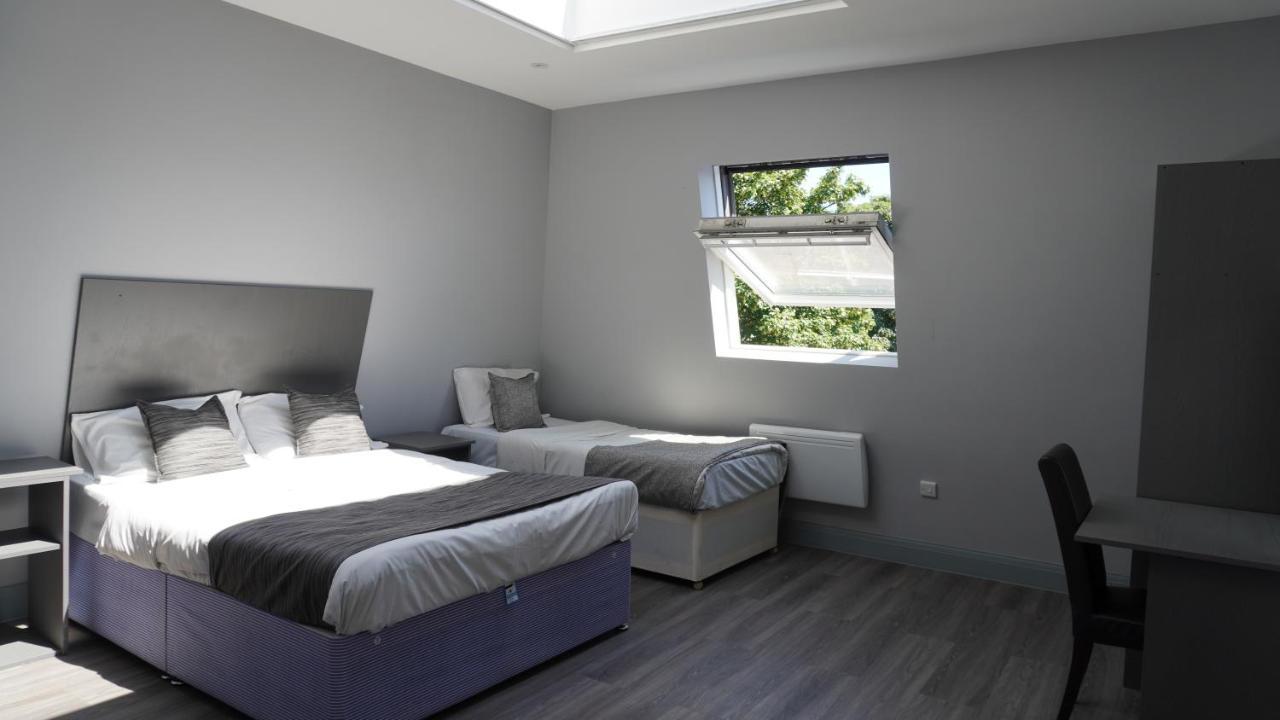 Roshni Hotel Southall Esterno foto